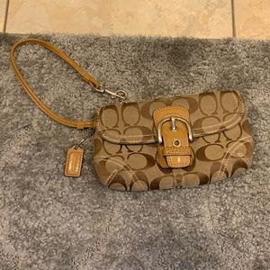 Original print coach clutch